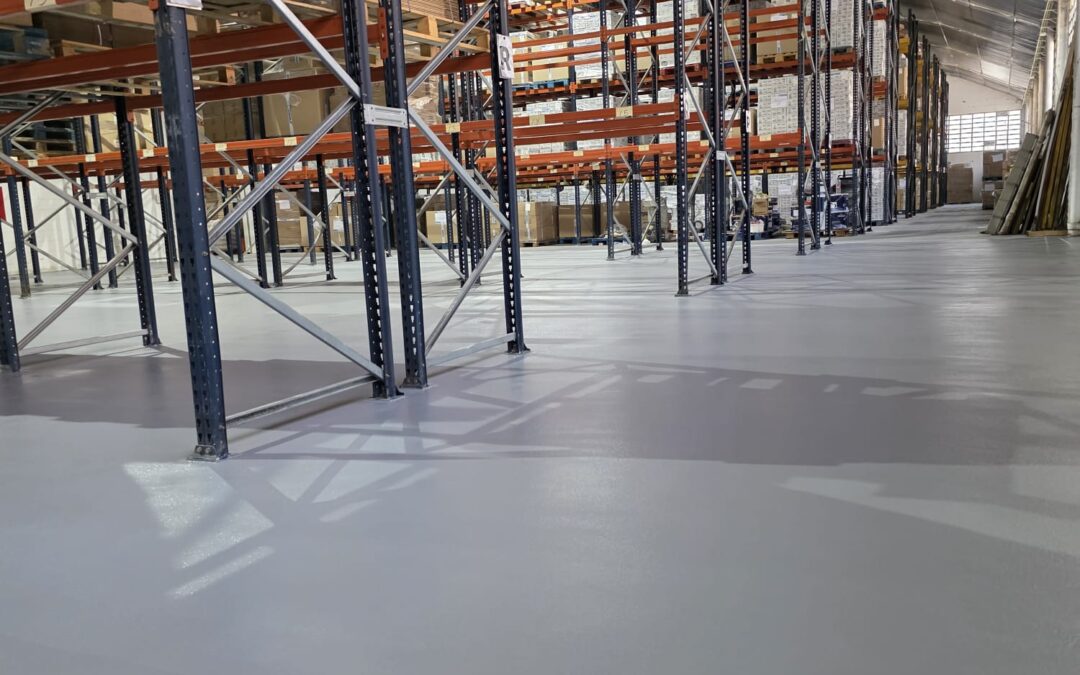 Pavimentació amb resina epoxi contínua