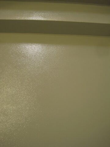 Pavimento de resina epoxi reforzado con malla8 Pavimento de resina epoxi reforzado con malla8