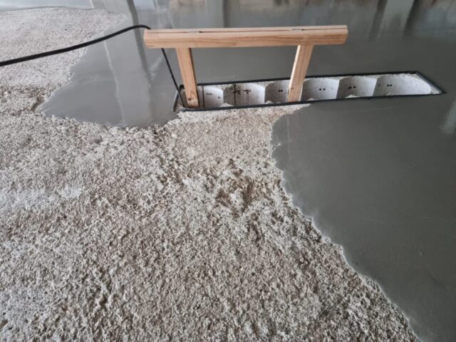 Corrección de Soporte con Autonivelante Acrílico y Acabado en Multicapa de Cuarzo Color3