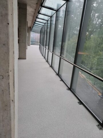 Corrección de Soporte con Autonivelante Acrílico y Acabado en Multicapa de Cuarzo Color4