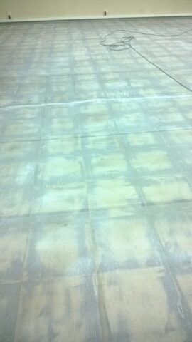 Pavimento de resina epoxi reforzado con malla6 Pavimento de resina epoxi reforzado con malla6