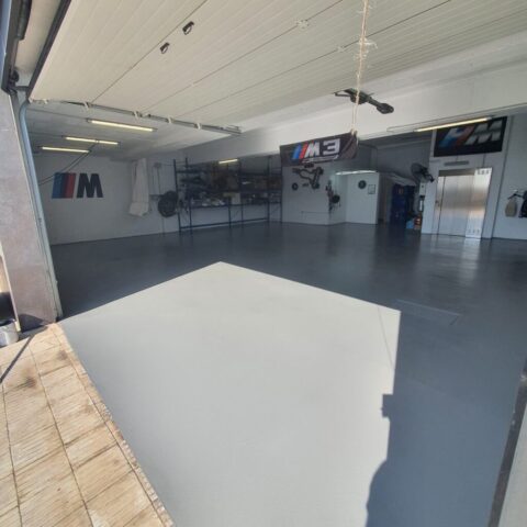 Parking renovado con resina epoxi1 Parking renovado con resina epoxi1