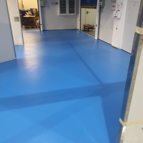 Pavimento Multicapa con Resina Epoxi 100% Sólidos de Resina Epoxi1