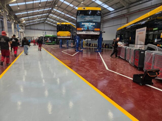 Recubrimiento epoxi 100% sólido de alta resistencia1